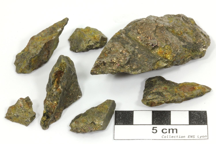 Pentlandite, pyrrhotite et chalcopyrite Pentlandite, pyrrhotite et chalcopyrite    